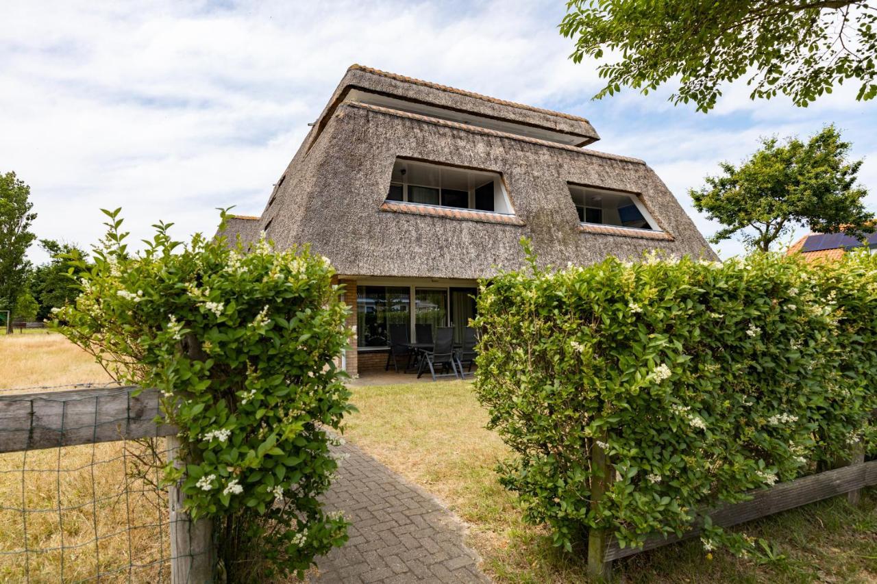 Escape, Appartement Met Groot Terras Buren  Exterior photo